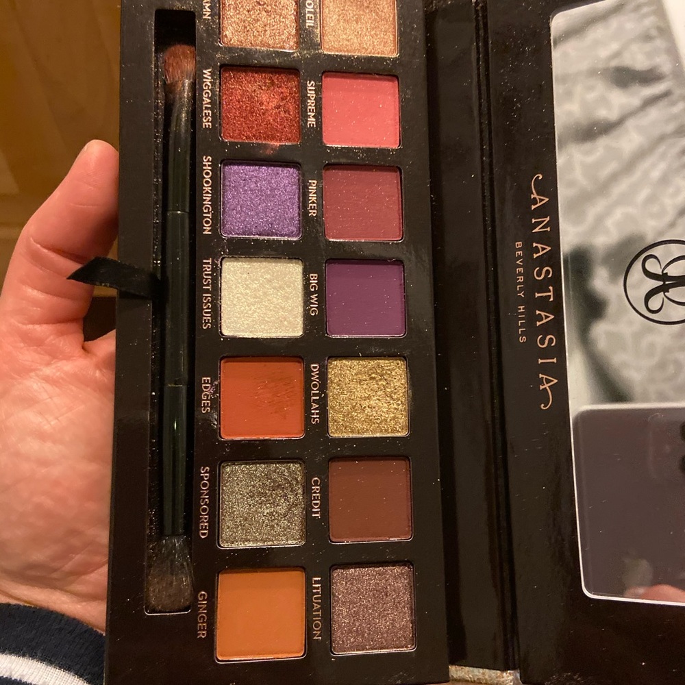 Anastasia Beverly Hills Jackie Aina Palette